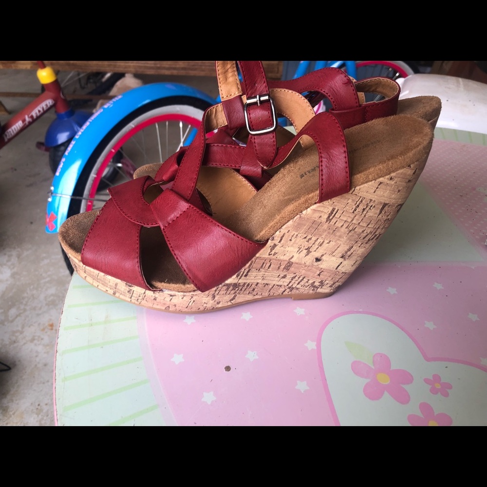 Charming Charlie red wedges